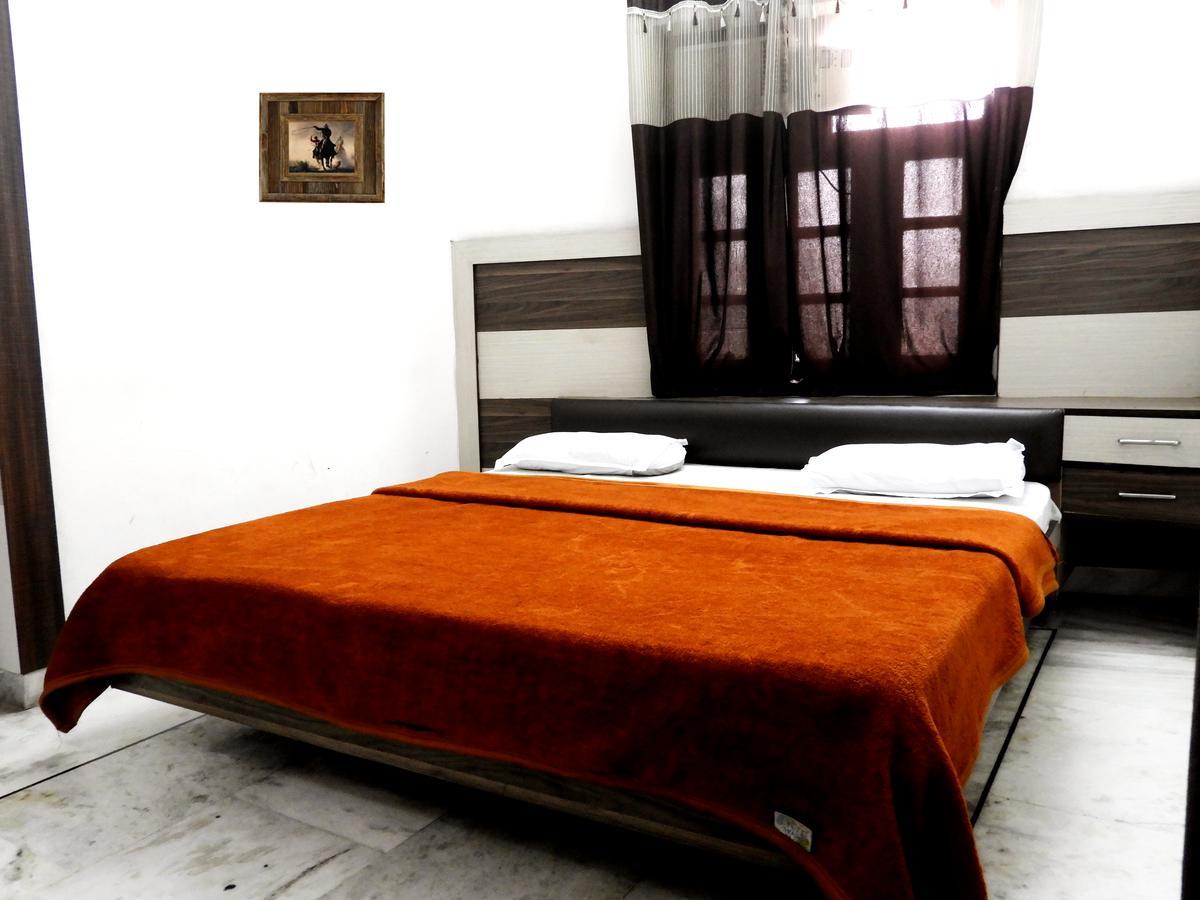 Time Square Guest House Jalandhar Exterior foto